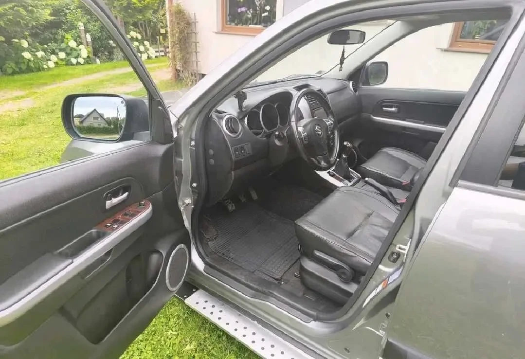 Suzuki Grand Vitara для військових 6