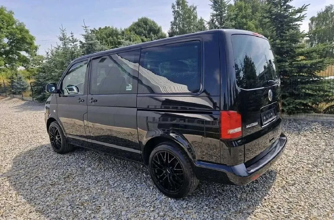 Volkswagen Multivan для військових 6