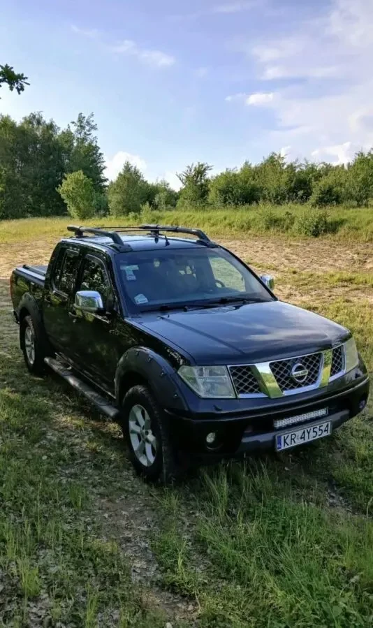 Nissan Navara 2.5 TD пикап 2