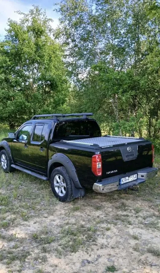 Nissan Navara 2.5 TD пикап 4
