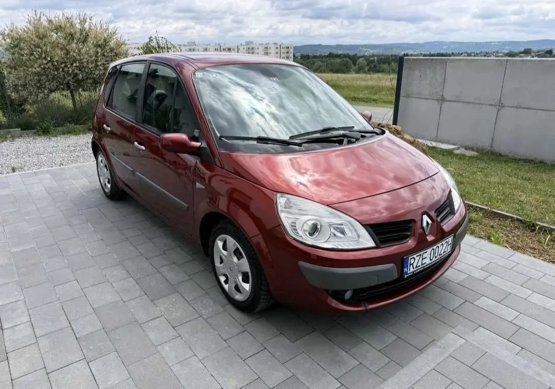 Renault Scenic 1.5 dCi 2
