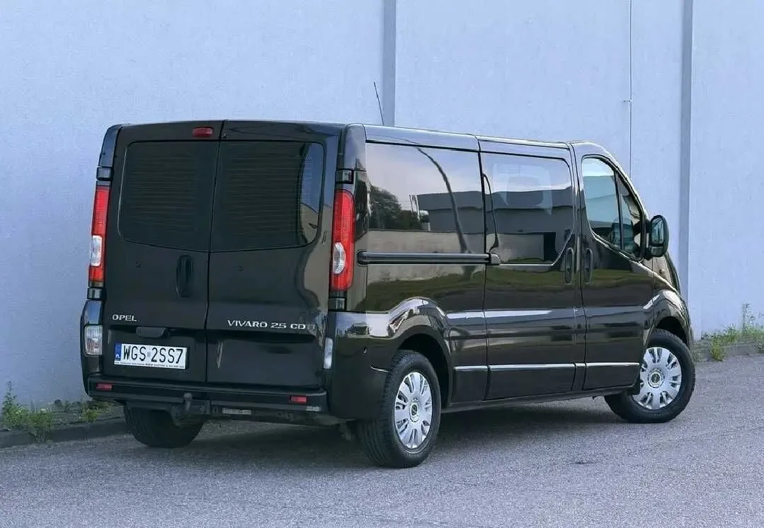 Opel Vivaro 2.5 Diesel 3