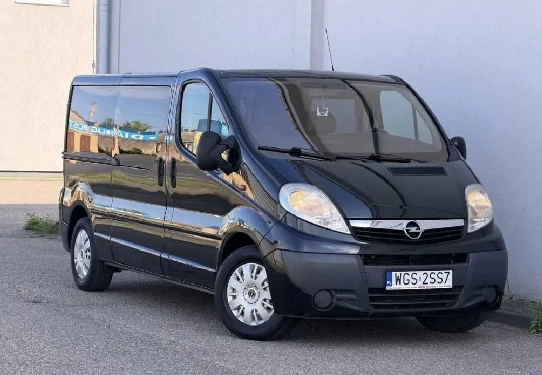 Opel Vivaro 2.5 Diesel 2