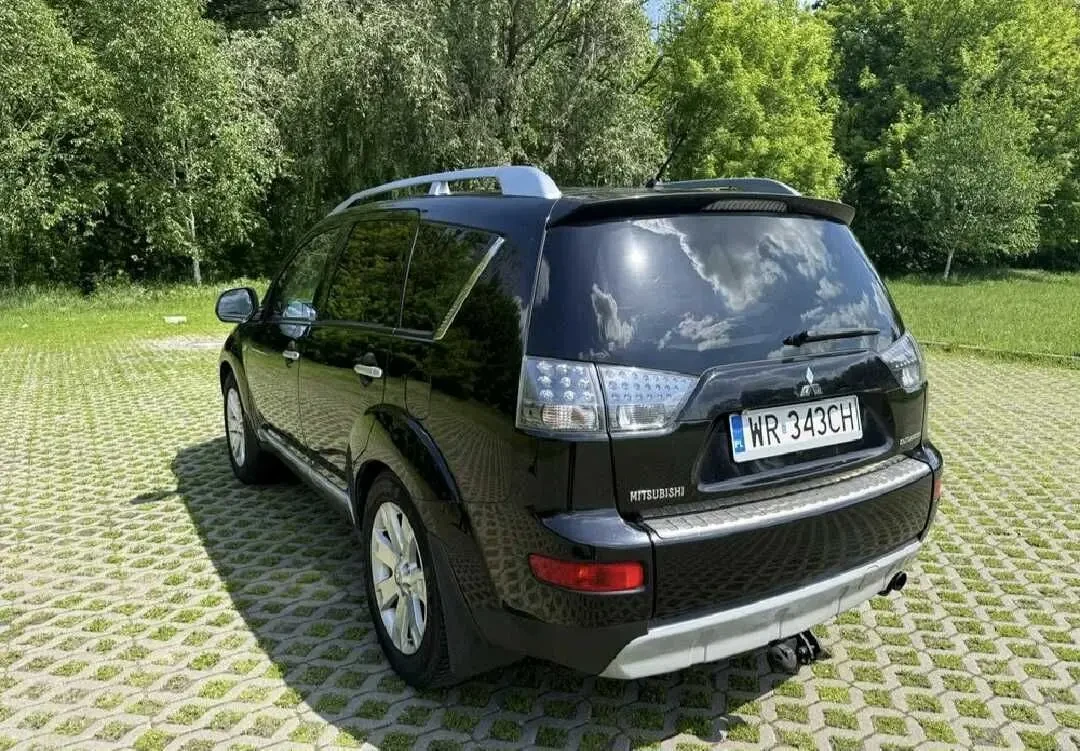 Mitsubishi Outlander 2.0 TD 3