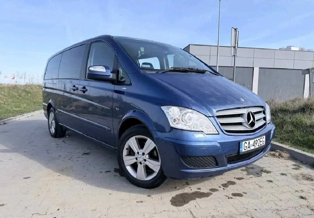 бусик Mercedes Viano 2