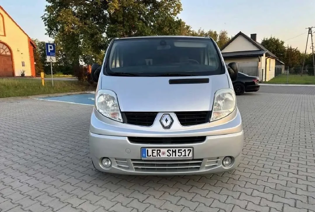 Renault Trafic 2