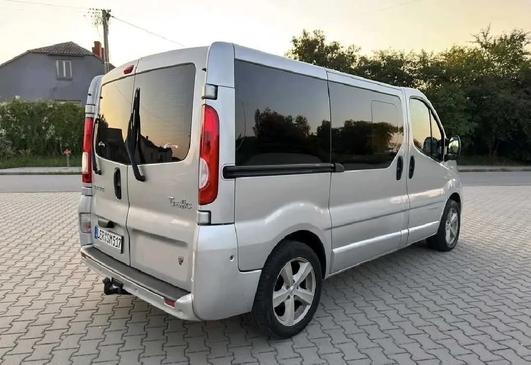 Renault Trafic 4