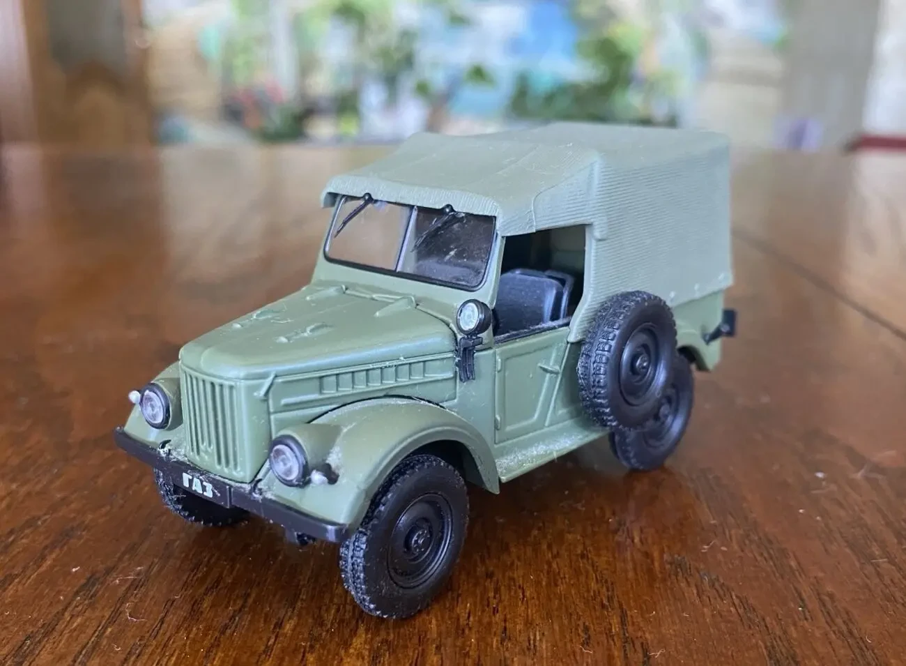 Модель автомобиля газ-69 1:43 Deagostini