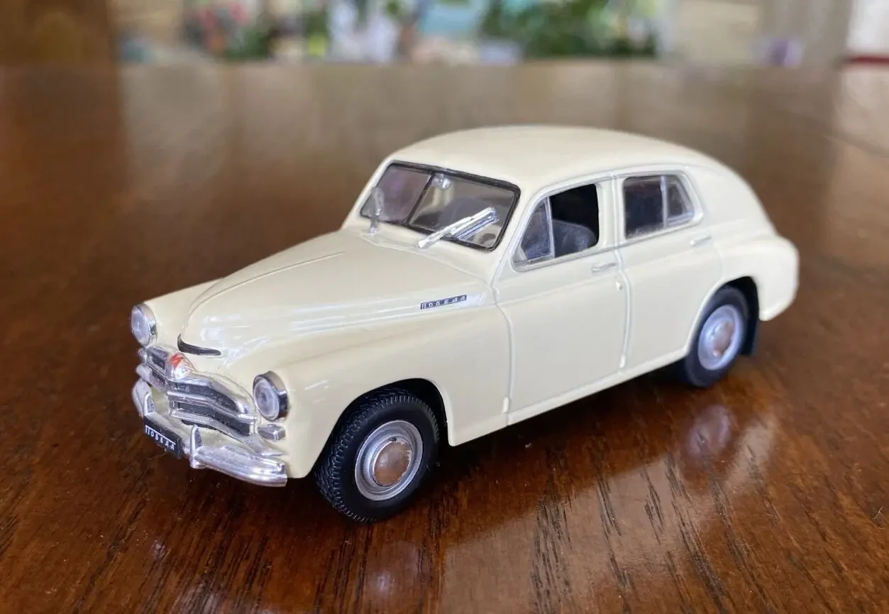 Игрушка модель автомобиля газ-м20в Победа 1:43 Deagostini