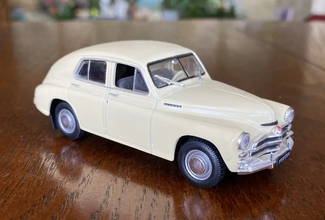Игрушка модель автомобиля газ-м20в Победа 1:43 Deagostini 3