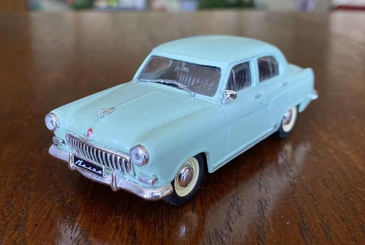 Игрушка модель автомобиля газ-21и Волга 1:43 Deagostini