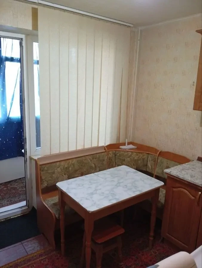 Здам 1-кімнатну на Виноградарі