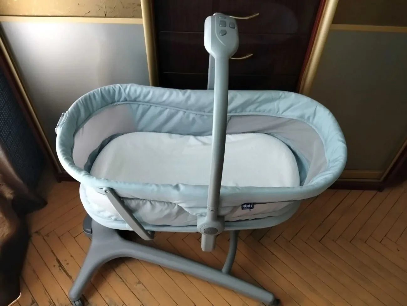 Кроватка-стульчик Chicco Baby Hug Pro 4 в 1 4