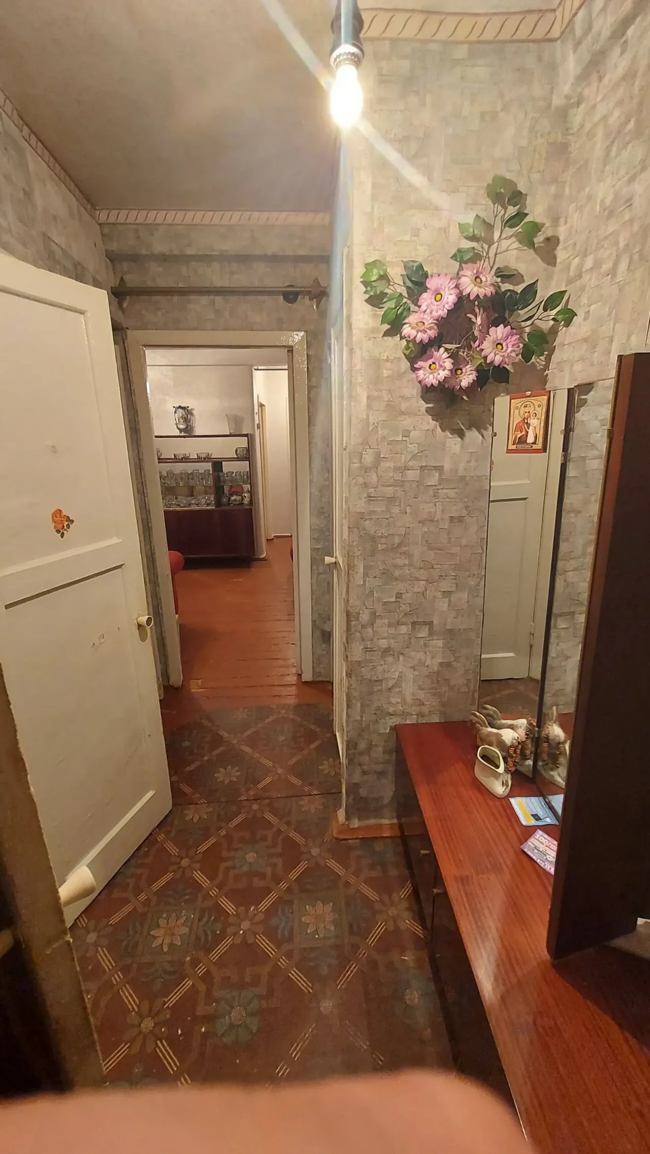 Продам 3-кімнатну квартиру в центрі міста Кам’янського 5