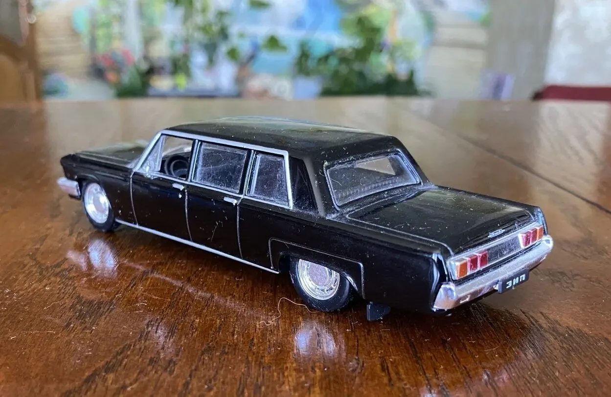 Игрушка модель автомобиля ЗиЛ-114 1:43 Deagostini 6