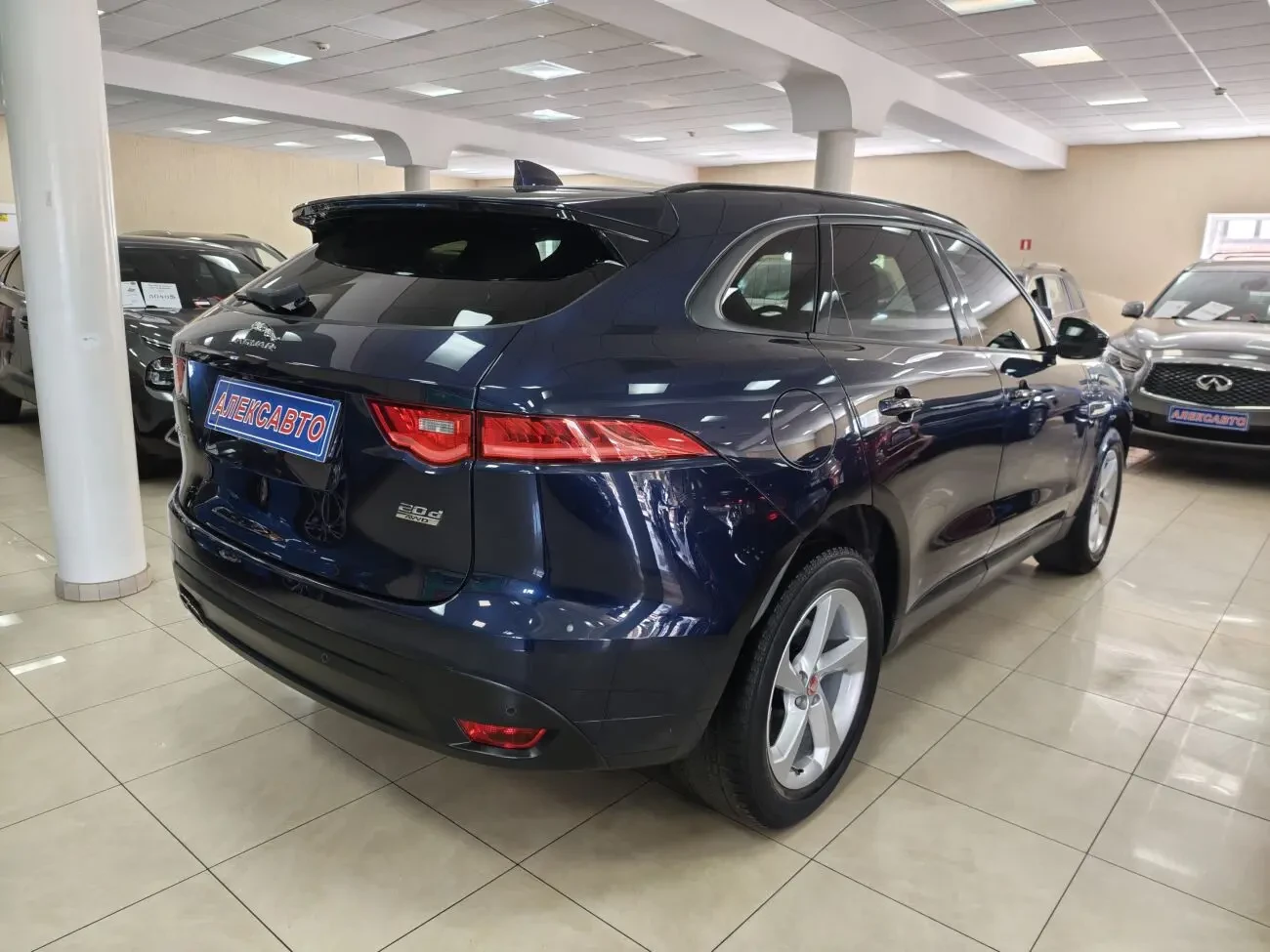 Jaguar F-Pace 20d AWD 2.0D 16V 8АКПП 2018 р.в. (180 к.с.) 3