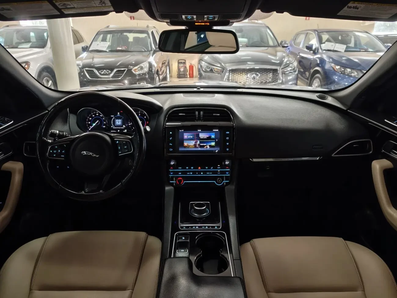 Jaguar F-Pace 20d AWD 2.0D 16V 8АКПП 2018 р.в. (180 к.с.) 9