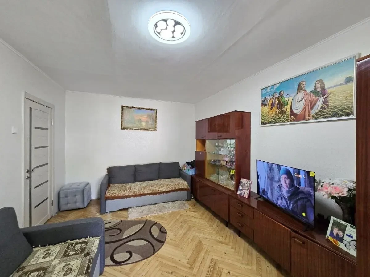 Продаж 1-кімн. квартири по вул.М.Хвильового, Шевченківський район 2