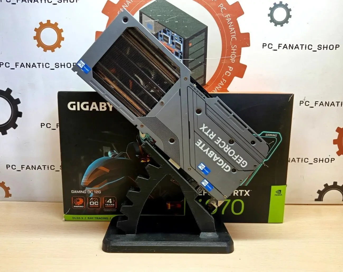 Відеокарта GIGABYTE GeForce RTX 4070 GAMING OC 12G 2