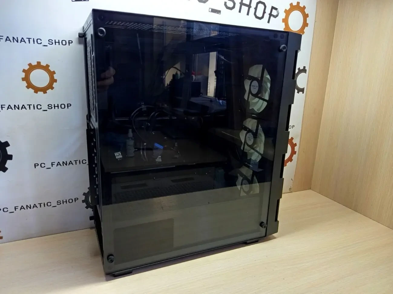 Корпус Prologix E114 Tempered Glass Black 3