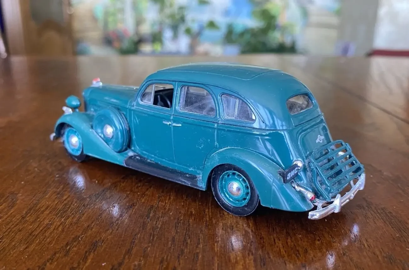 Игрушка модель автомобиля ЗиС-101А 1:43 Deagostini 6