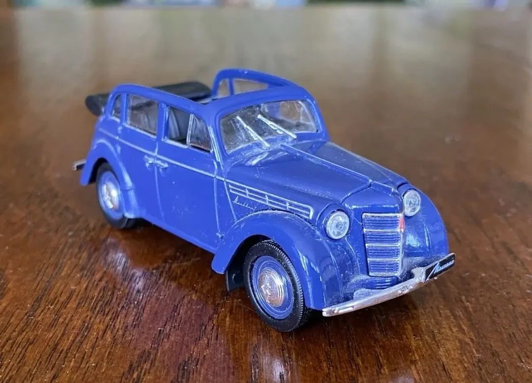 Игрушка модель автомобиля Москвич-400-420А 1:43 Deagostini 3