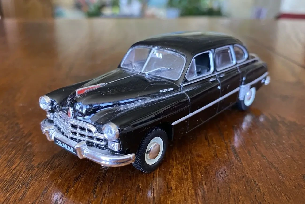 Игрушка модель автомобиля ЗиМ-12 (газ-12) 1:43 Deagostini