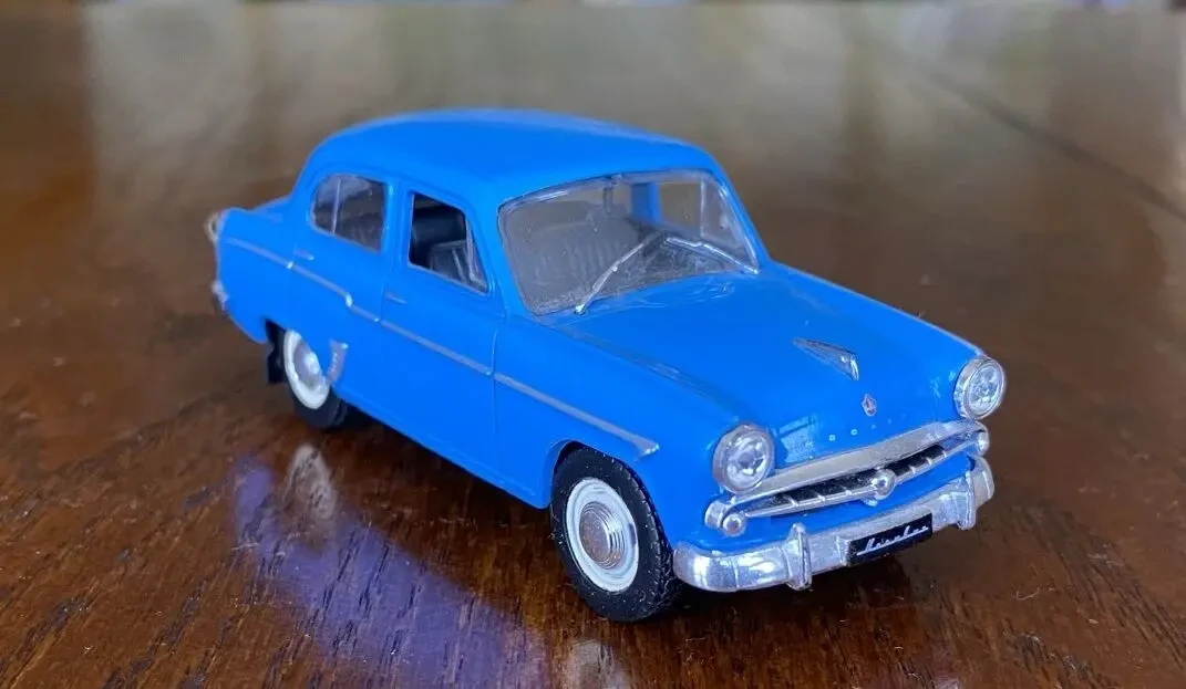 Игрушка модель автомобиля Москвич-407 1:43 Deagostini 3