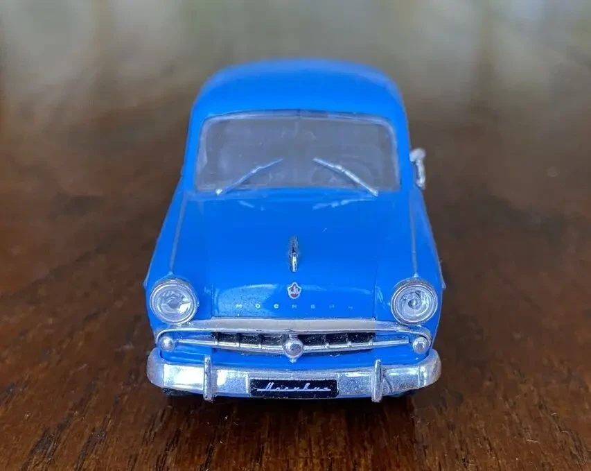 Игрушка модель автомобиля Москвич-407 1:43 Deagostini 2