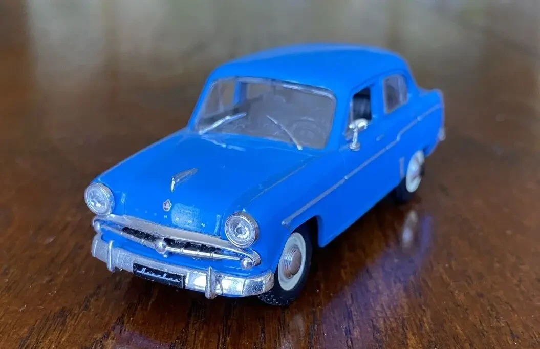 Игрушка модель автомобиля Москвич-407 1:43 Deagostini