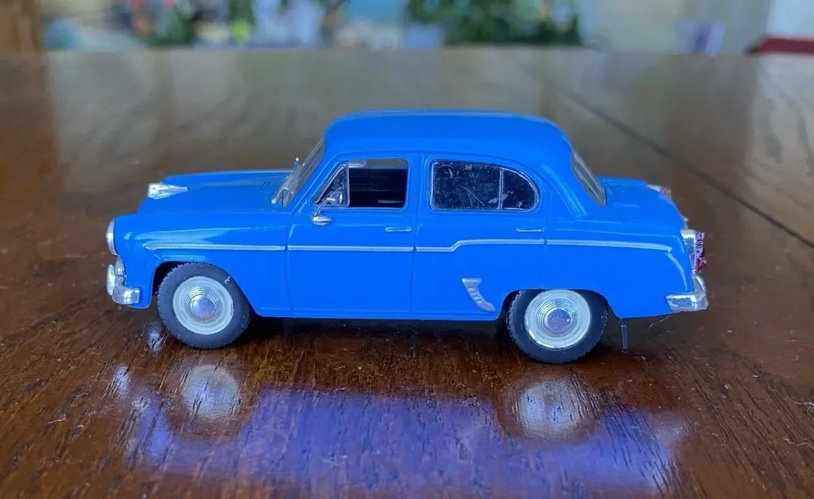 Игрушка модель автомобиля Москвич-407 1:43 Deagostini 7
