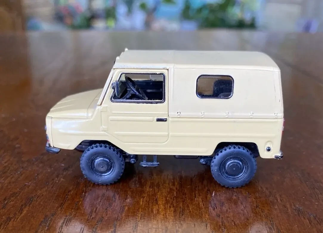 Игрушка модель автомобиля ЛуАЗ-969М Волынь 1:43 Deagostini 7