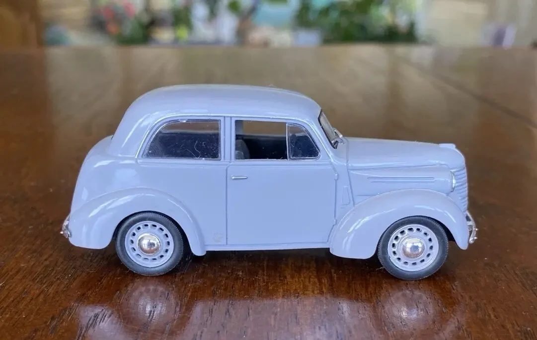 Игрушка модель автомобиля ким 10-50 1:43 Deagostini 4