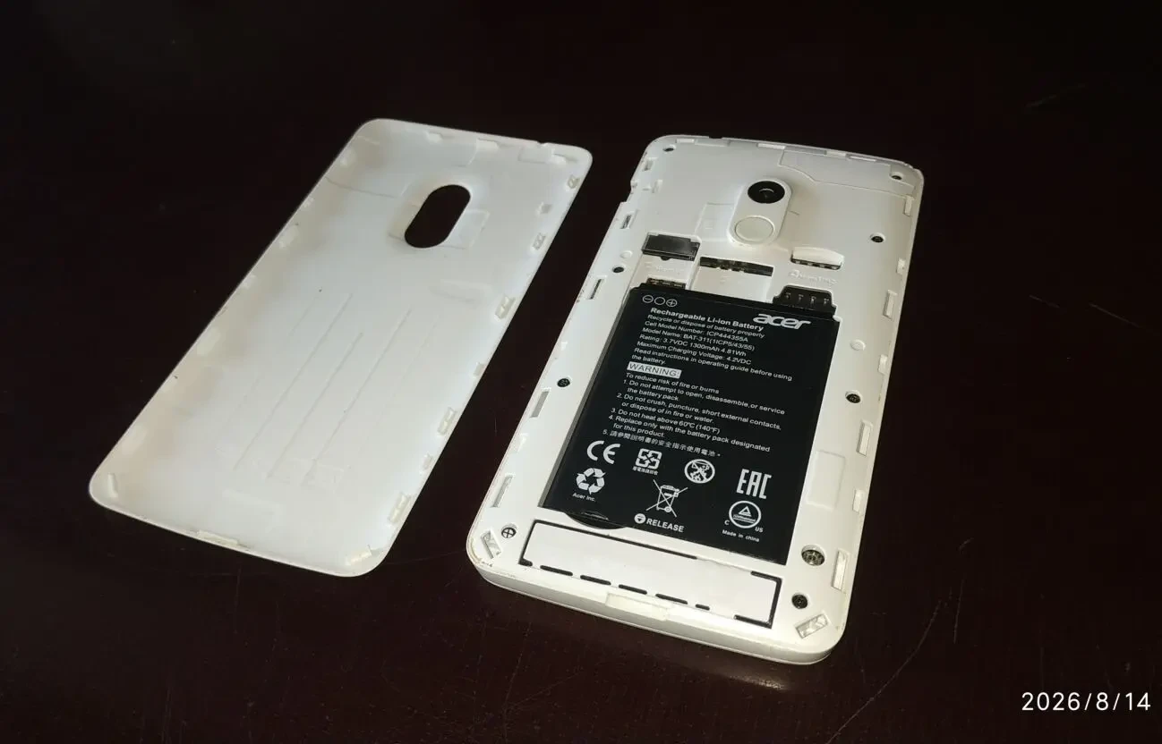 Acer Z200 Android 4.4.2 смартфон б/у 4