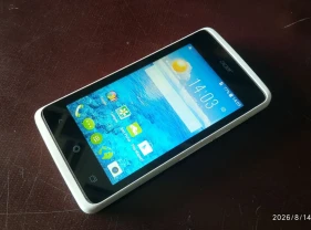 Acer Z200 Android 4.4.2 смартфон б/у