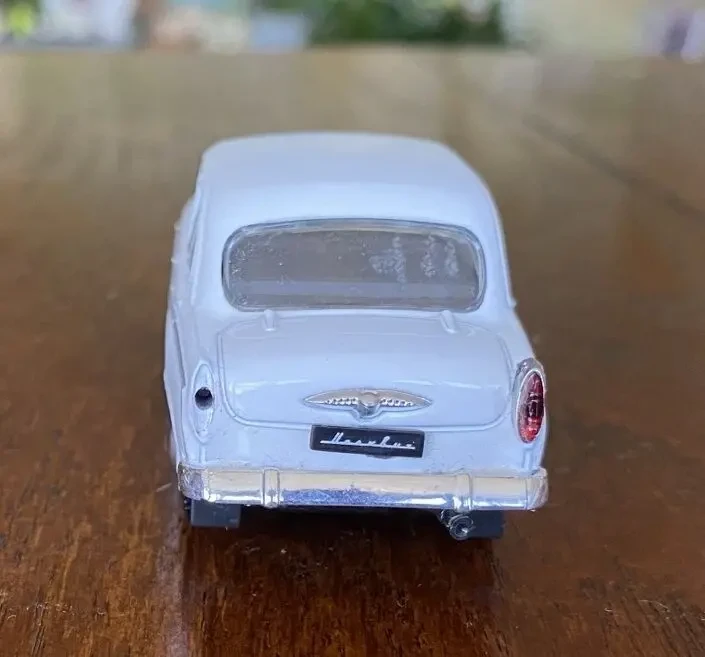 Игрушка модель автомобиля Москвич-403 1:43 Deagostini 6