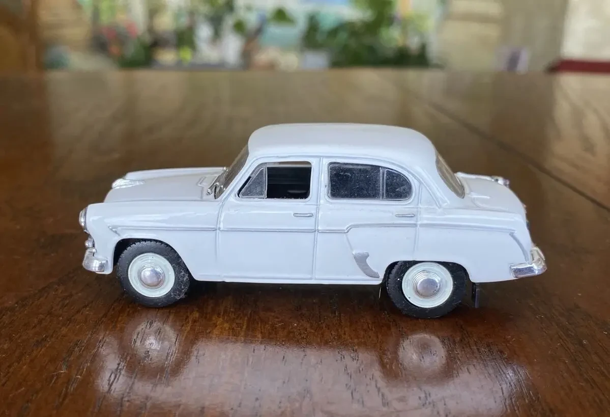 Игрушка модель автомобиля Москвич-403 1:43 Deagostini 7