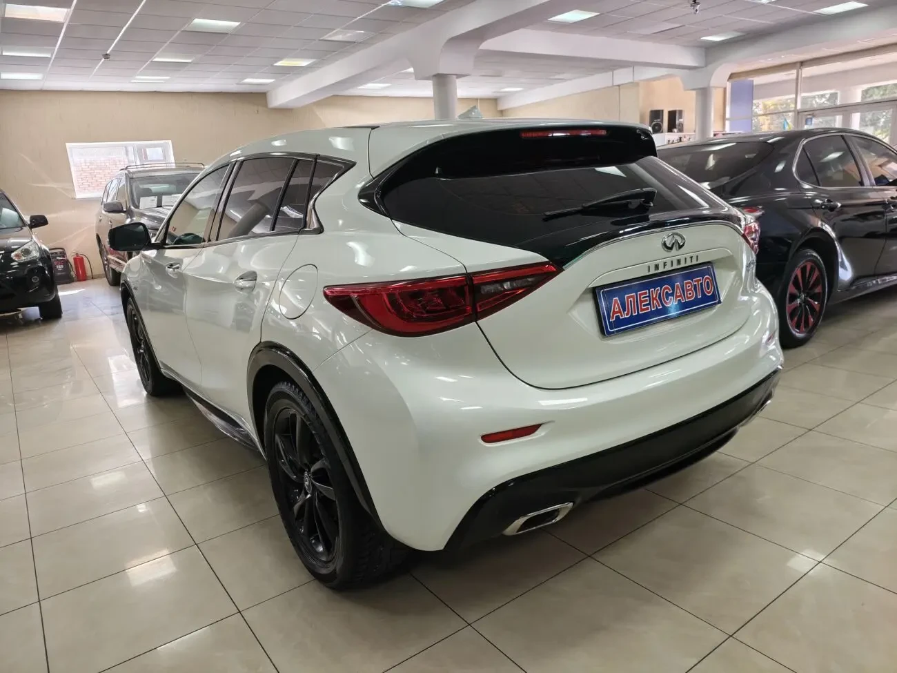 Infiniti QX30 AWD 2.0t 16V 7АКПП 2017 р.в. (211 к.с.) 2