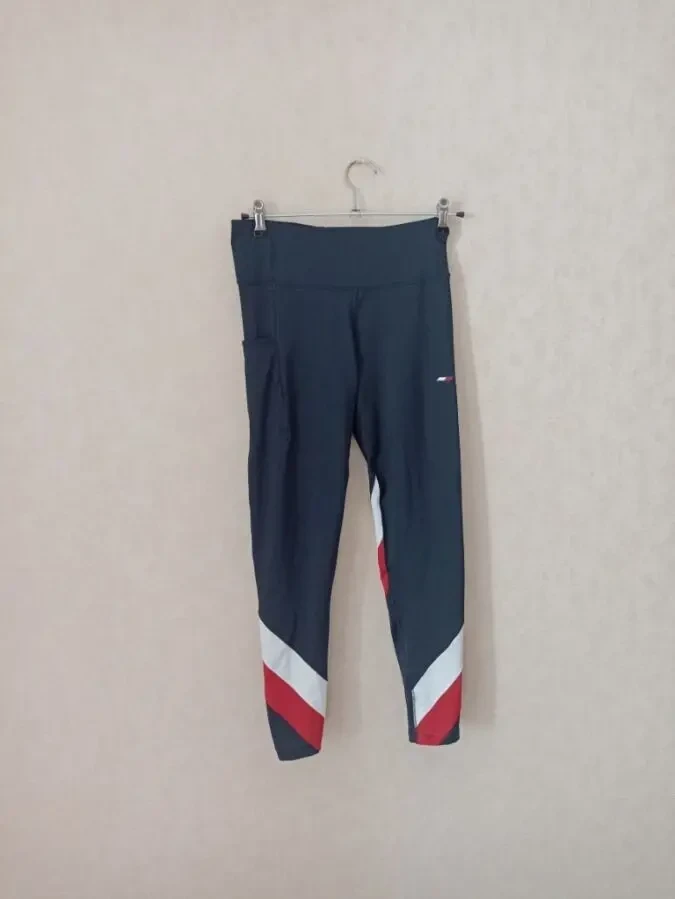 Tommy Hilfiger Спортивные женские капри т синие в разноцветные полоски М 4
