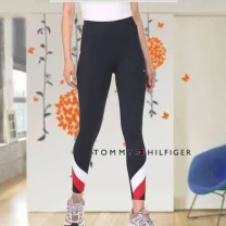 Tommy Hilfiger Спортивные женские капри т синие в разноцветные полоски М
