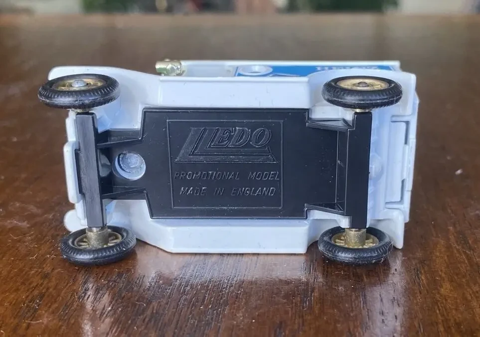 Игрушка модель автомобиля HЕinz 1:43 Lledo Англия 8