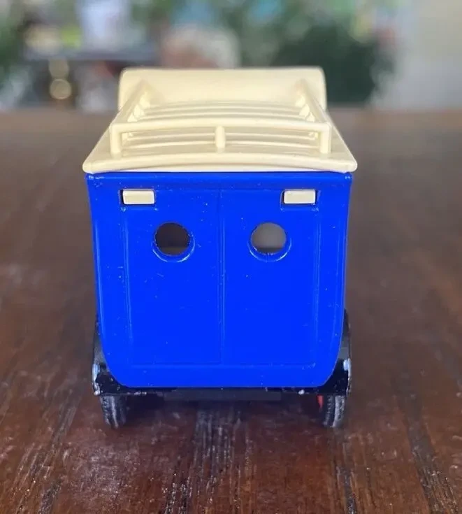 Игрушка модель автомобиля Kiwi 1:43 Lledo Англия 6