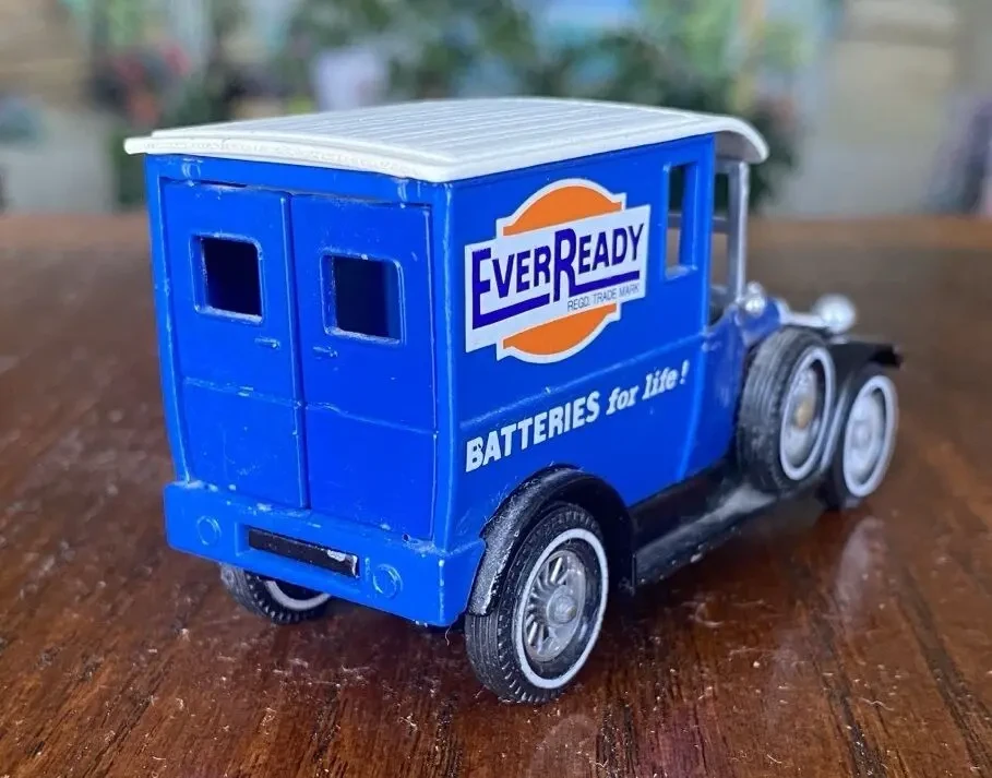 Игрушка модель автомобиля Talbot Van 1927 1:43 Yesteryear Matchbox Англия 5