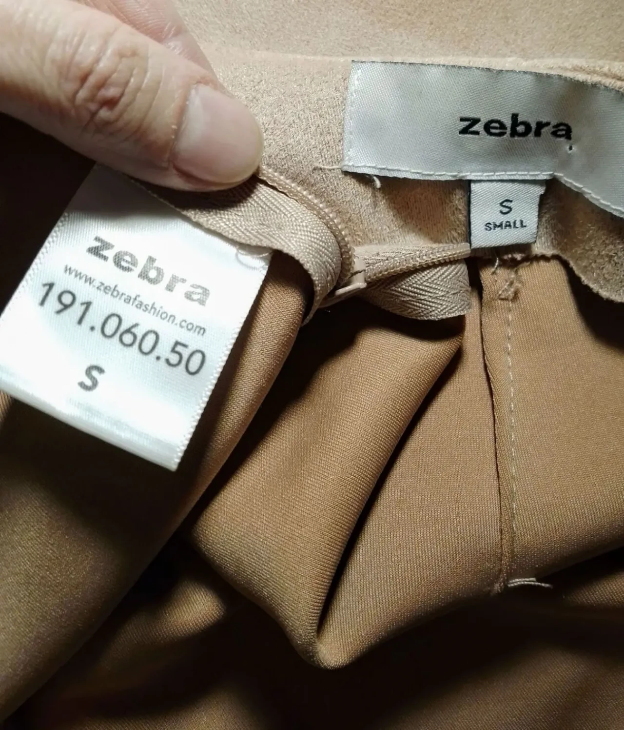Бежевая розовая мини юбка шорты, полиэстер замш эффект, Zebra 3