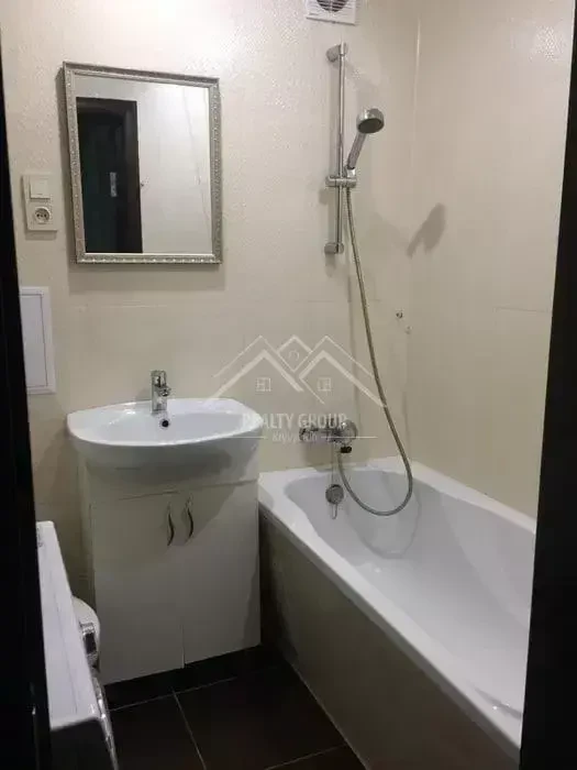 Оренда 1к квартири проспект Металургів, 21 8