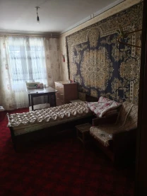 Продам 3-х кімнатну квартиру Клочко