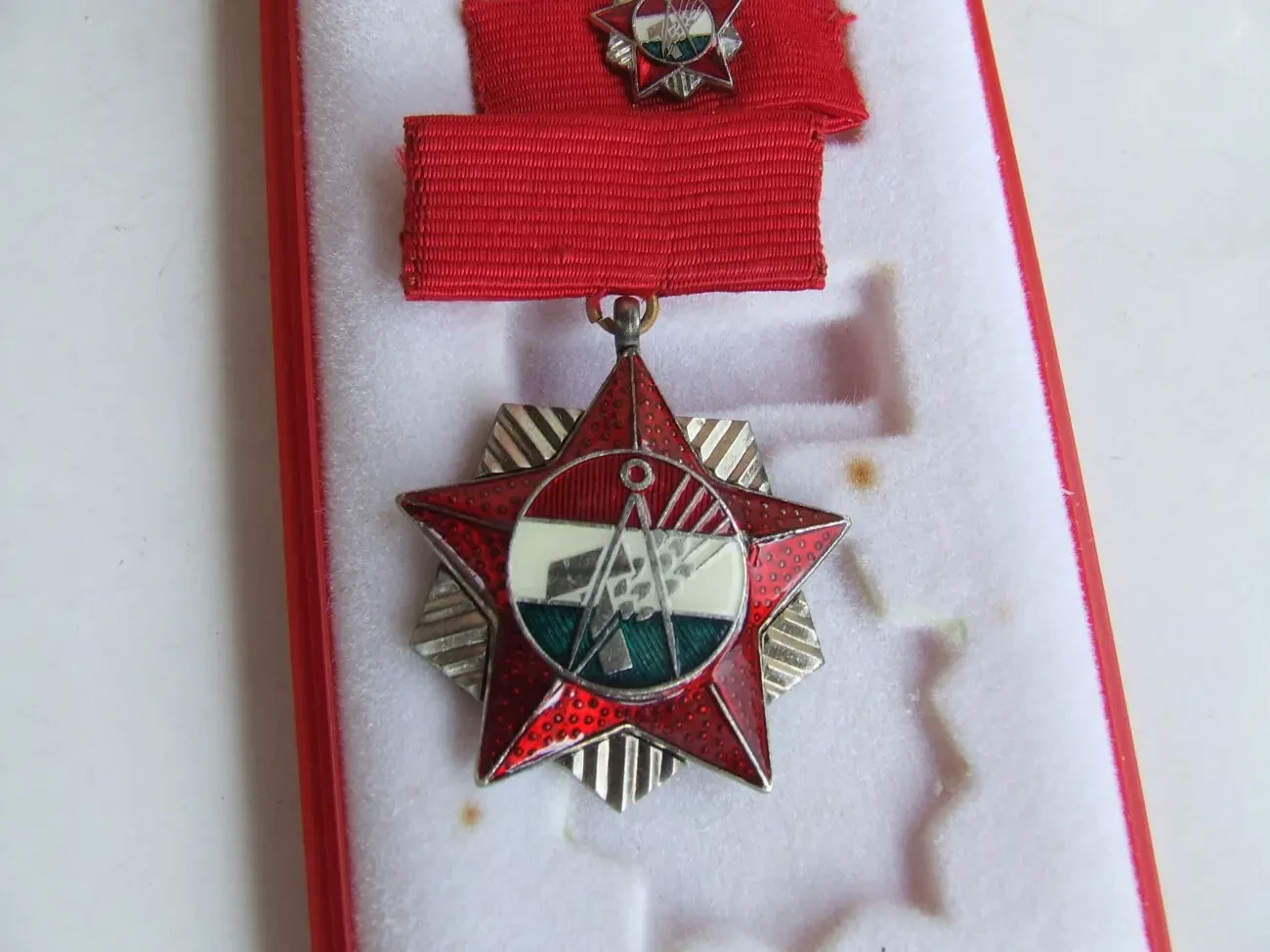 Орден голові президента профсоюза Венгрія 1 степені 1970 роки. з коробкою 4