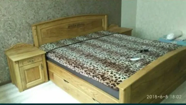 Ліжко дерев'яне