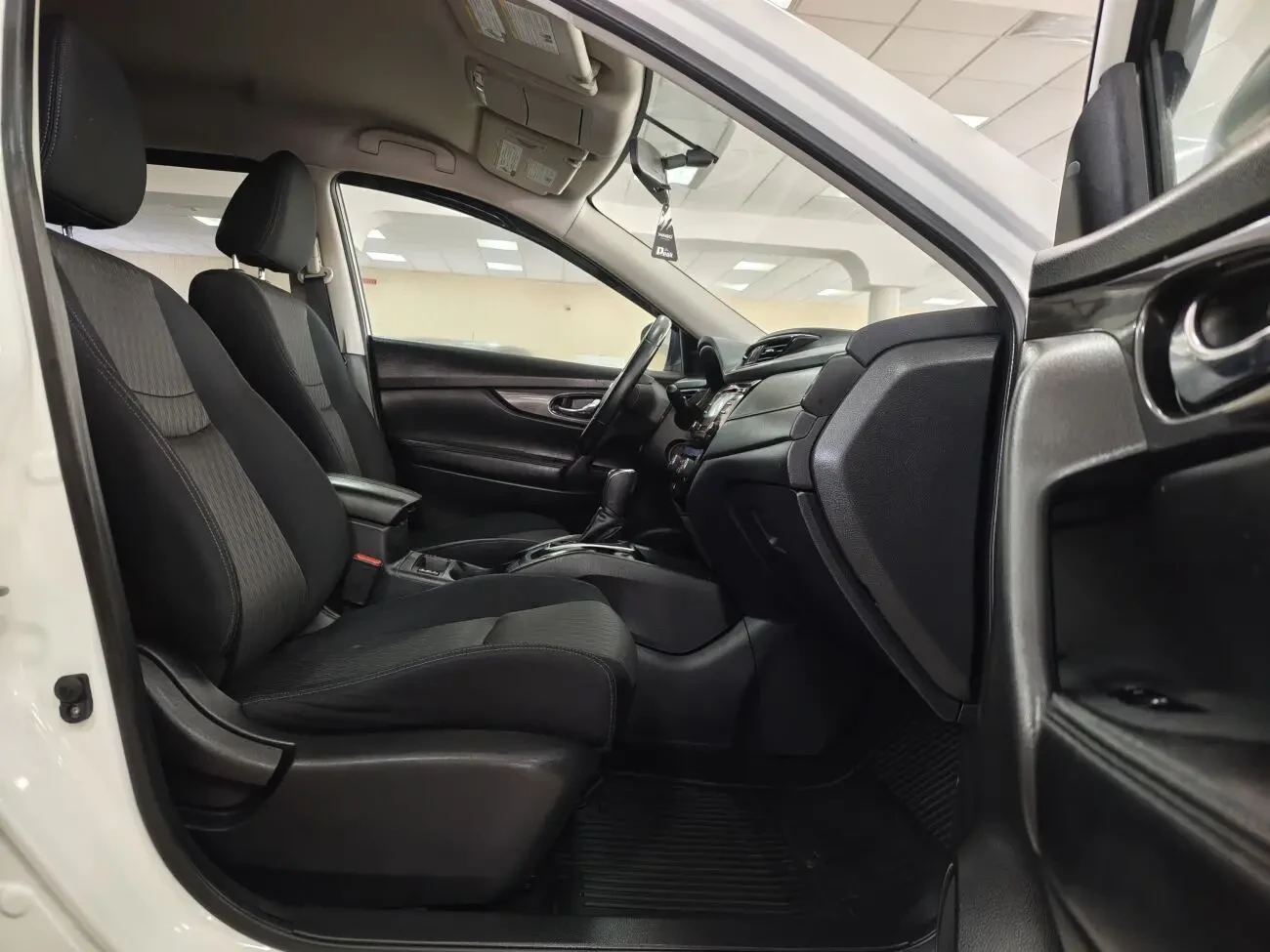 Nissan Rogue AWD 2.5i 16V АКПП 2018 р.в. (170 к.с.) 6