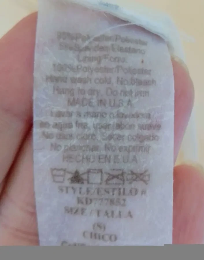 Молочно белый жакет короткий, 10 с, на подкладке, золотистіе пуговицы, сша, карманы 3